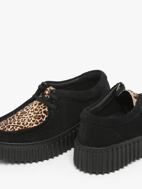 Derby Veterschoenen Torhill Bee Uit Leder Clarks Zwart accessoires 26181189 ander zicht 2