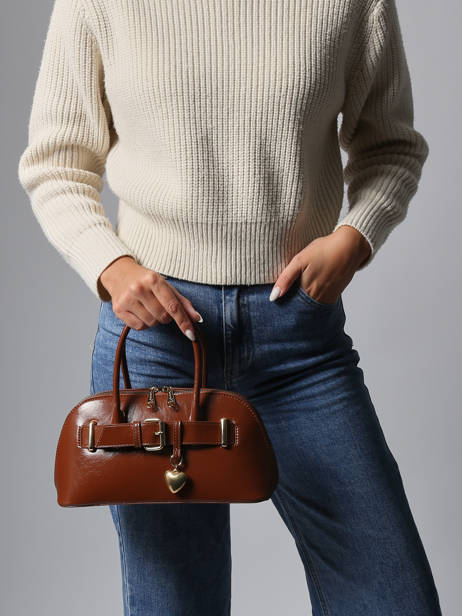 Cross Body Tas London Gelakt Miniprix Bruin london KJ62072 ander zicht 1